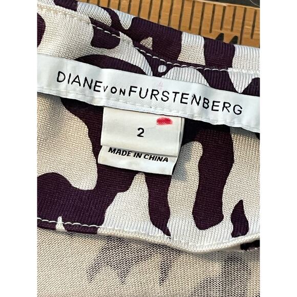 Diane von Furstenberg DVF Nalan Silk Wrap Maxi Dress •2• Purple White Abstract - Picture 11 of 15